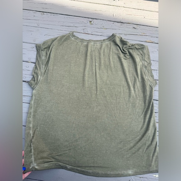 Cable & Gauge SPORT • Boxy Burnout Tee - Picture 5 of 9